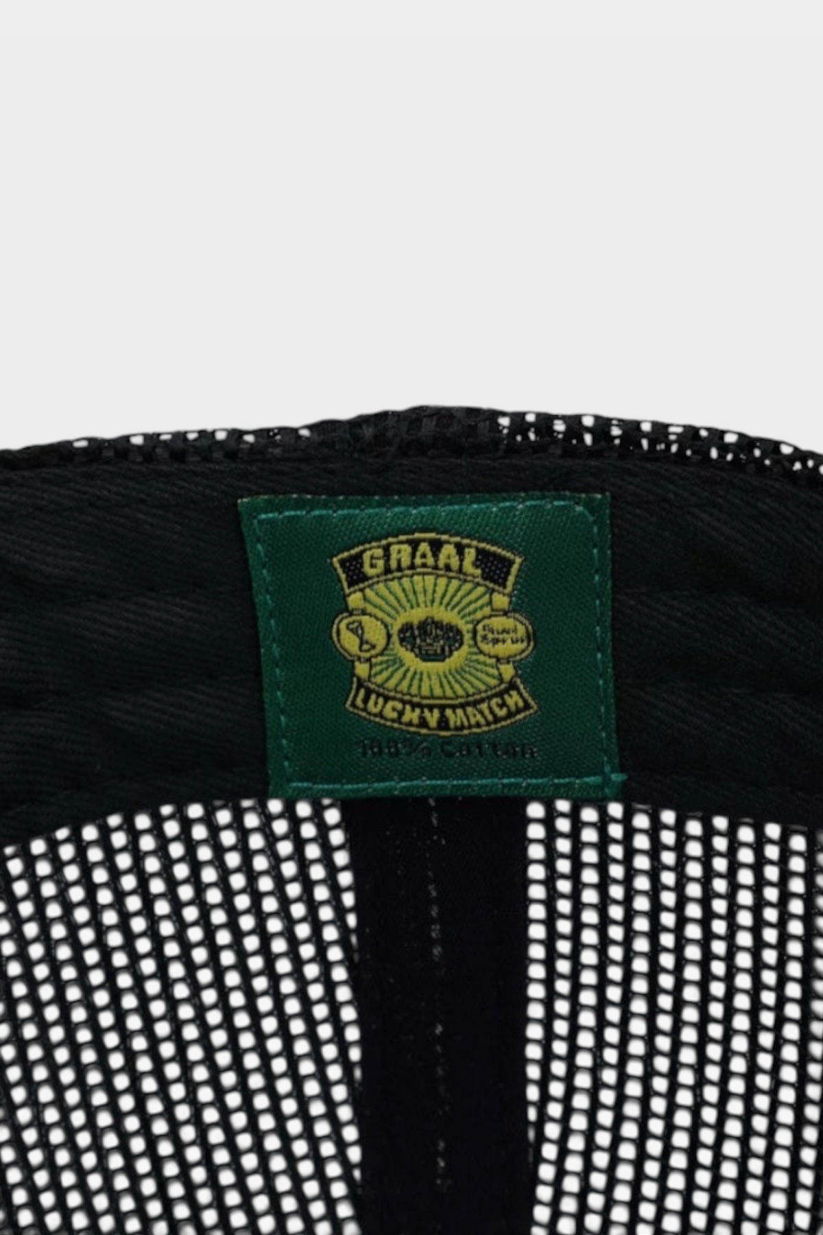 Graal "Beaurivage" Black Cap